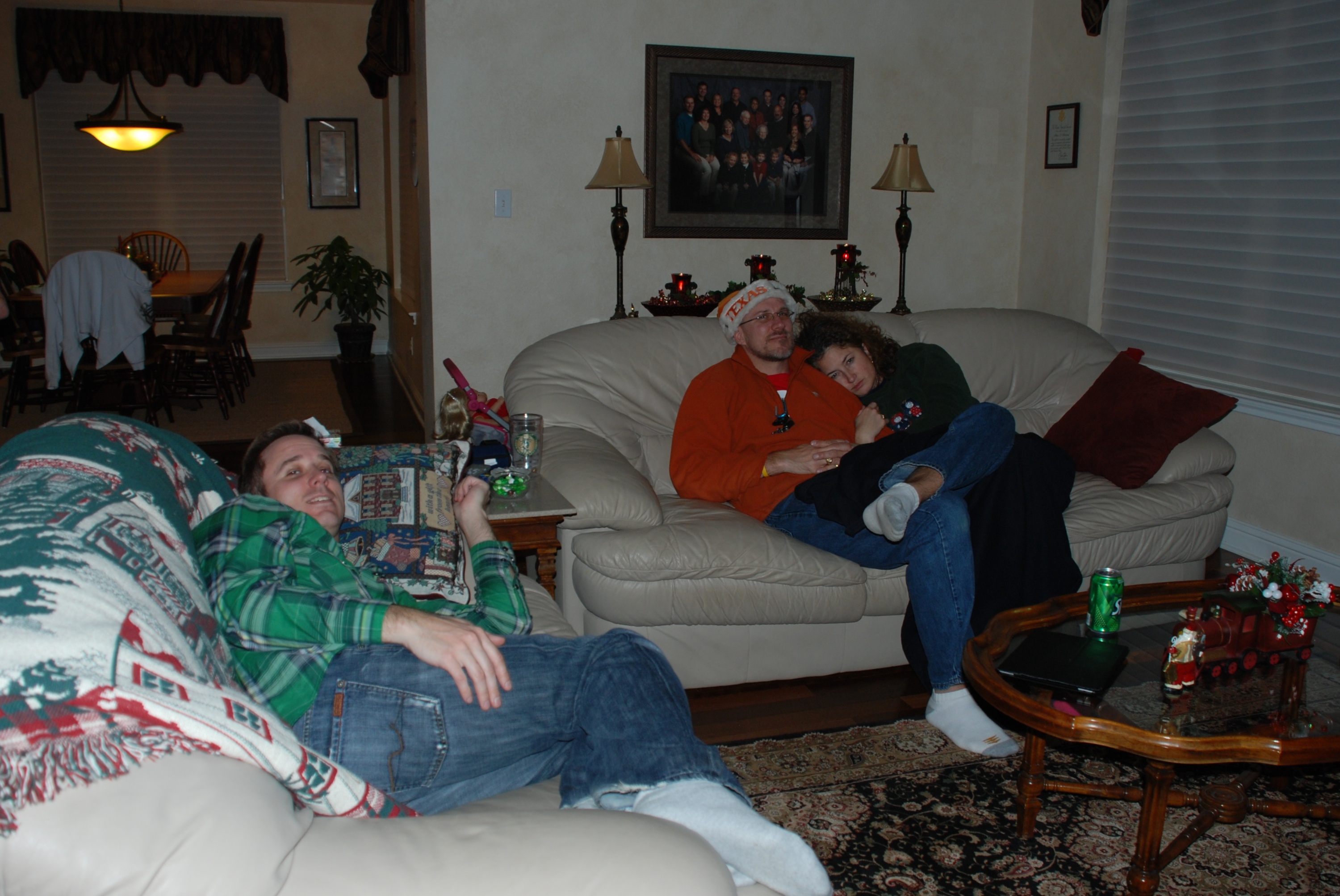 2013-12-23 20-07-49 Hildebrand Christmas.jpg